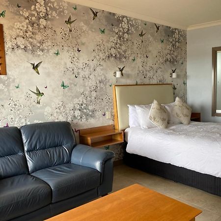 Saltair Luxury Accommodation - Adults Only Albany Exterior photo